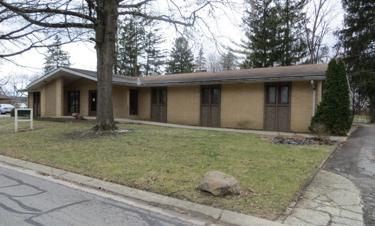 Office or Multifamily - great for owner/user or investment: 43 Northwood Dr, Delaware, OH 43015